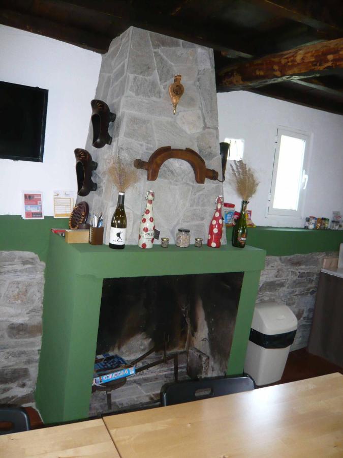 Albergue El Paso Vega de Valcarce Eksteriør bilde